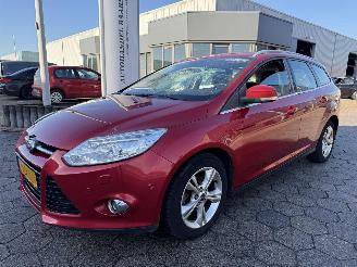skadebil auto Ford Focus Wagon 1.6 TDCI ECOnetic Lease Titanium 2012/12