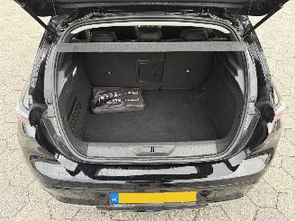 Peugeot 308 1.2 PureTech Allure picture 13