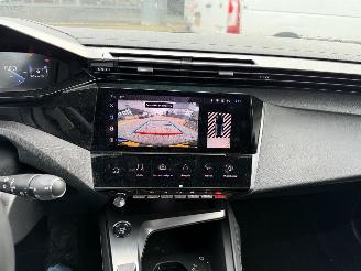 Peugeot 308 1.2 PureTech Allure picture 21