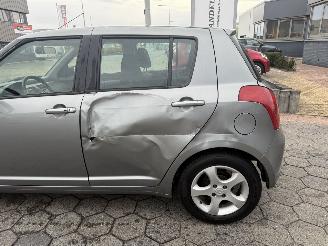 Suzuki Swift 1.5 Exclusive picture 7