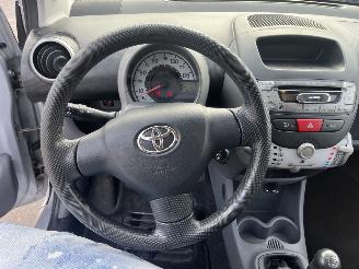 Toyota Aygo 1.0-12V Comfort picture 19