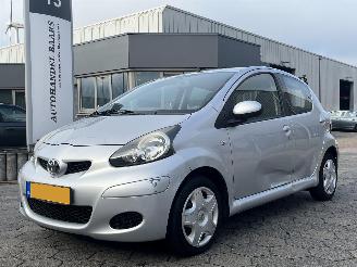 Auto incidentate Toyota Aygo 1.0-12V Comfort 2009/10