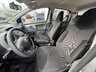Toyota Aygo 1.0-12V Comfort picture 17