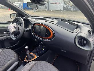 Toyota Aygo X 1.0 VVT-i MT Limited picture 18