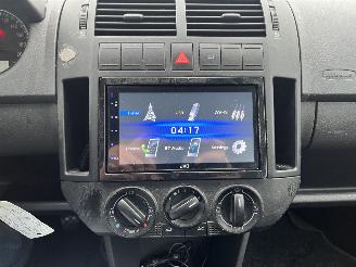 Volkswagen Polo 1.4-16V Optive picture 17