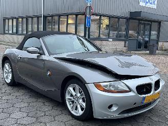 škoda osobní automobily BMW Z4 Roadster 2.2i 2004/6