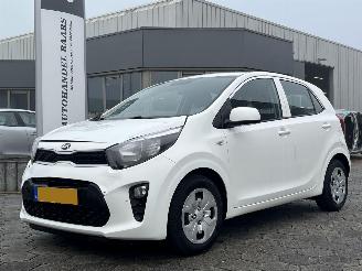 krockskadad bil auto Kia Picanto 1.0 MPi ComfortPlusLine 2020/7