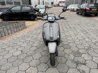 Vespa  Sprint 4T Sport picture 5