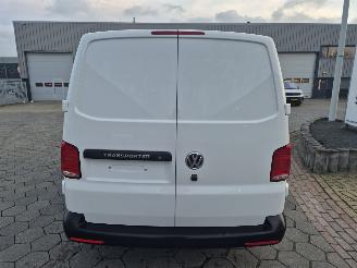Volkswagen Transporter T6 150pk automaat picture 5