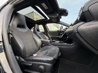 Mercedes A-klasse A-klasse 180 Premium Plus picture 17