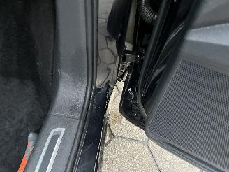 Volkswagen Tiguan 2.0 TSI 4Motion Highline Business R picture 17