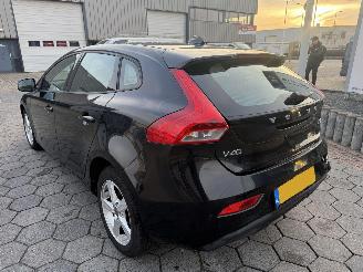 Volvo V-40 1.6 D2 R-Design picture 7