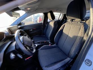 Peugeot 208 1.2 PureTech Active picture 12