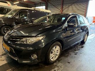 Schadeauto Toyota Auris Touring Sports 1.8 Hybrid Aspiration 2014/2