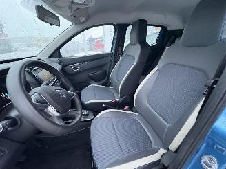 Dacia Spring Comfort Plus (Orange Pack) 27 kWh picture 15