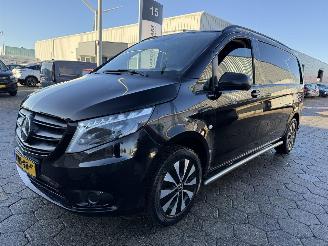 danneggiata veicoli commerciali Mercedes Vito 114 CDI Lang Automaat 2023/7
