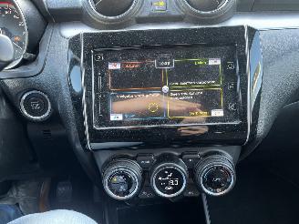 Suzuki Swift 1.2 Stijl Smart Hybrid picture 18