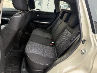Suzuki Vitara 1.5 Hybrid Select picture 12