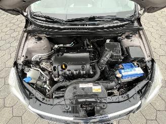 Kia Cee d 1.4 CVVT X-ecutive picture 7