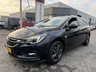 skadebil auto Opel Astra Sports Tourer 1.0 Turbo 120 Jaar Edition 2019/7
