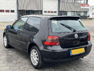 Volkswagen Golf 1.8-5V Highline picture 6