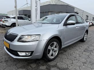 Avarii autoturisme Skoda Octavia 1.2 TSI Greentech Ambition Businessline 2013/7