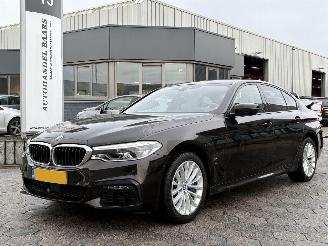 krockskadad bil auto BMW 5-serie 530e iPerformance High Executive 2020/2