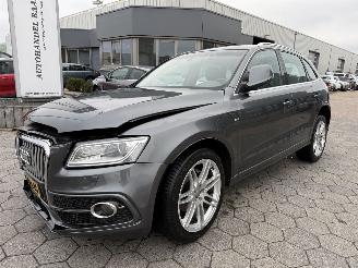 Damaged car Audi Q5 2.0 TFSI quattro Sport Edition 2014/3