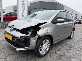 Schadeauto Volkswagen Up! 1.0 BMT high up! 2018/11