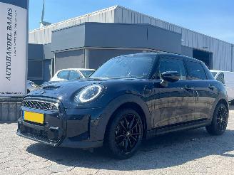 Unfallwagen Mini Cooper S 2.0 John Cooper Works 2021/3