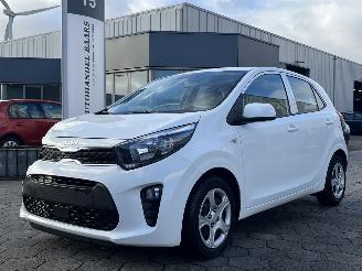 Vaurioauto  passenger cars Kia Picanto 1.0 DPi ComfortLine 2023/1