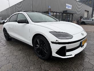 krockskadad bil auto Hyundai IONIQ 6 First Edition AWD 77.4 kWh 2023/10