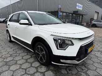 Kia Niro 1.6 GDi Hybrid DynamicLine picture 3