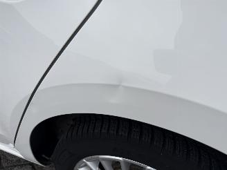 Volkswagen Up! 1.0 high up! BlueMotion picture 10