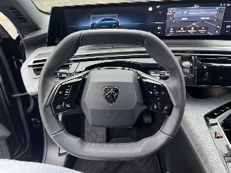 Peugeot e-3008 Allure Avantage 210 73 kWh picture 18