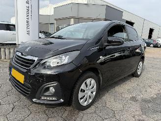Schadeauto Peugeot 108 1.0 e-VTi Active 2020/5