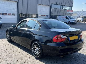 BMW 3-serie 318i picture 6