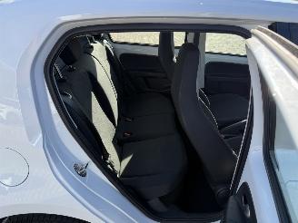 Volkswagen Up! 1.0 picture 10