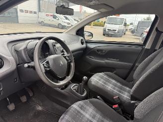 Peugeot 108 1.0 e-VTi Active TOP! picture 12