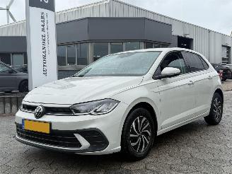 damaged passenger cars Volkswagen Polo 1.0 TSI Life AUTOMAAT 2024/3