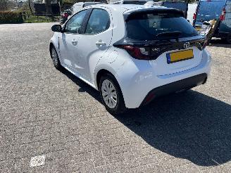 Toyota Yaris 1.5 HYBRID. ACTIVE AUTOMAAT. picture 4