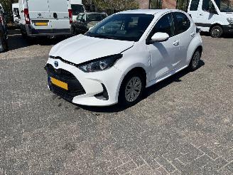 Toyota Yaris 1.5 HYBRID. ACTIVE AUTOMAAT. picture 2