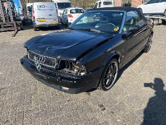 Damaged car Audi 90 2.8 V6.  AUTOMAAT. 44000 milles. !!! 1995/7