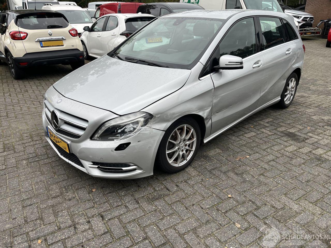 Mercedes B-klasse 180 AMBITION