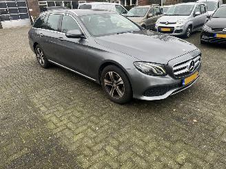 Schadeauto Mercedes E-klasse 220 d Ambition Estate automaat. amg. 2017/9