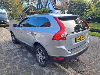 Volvo Xc-60 2.0 T5 summum automaat picture 4