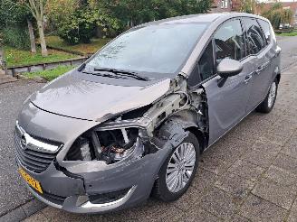 Opel Meriva 1.4T cosmo automaat picture 2
