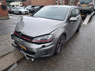 Auto incidentate Volkswagen Golf 1.4 tsi automaat 2016/6