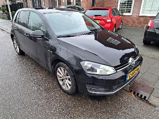 Auto incidentate Volkswagen Golf 1.4 tsi lounge automaat 2016/1