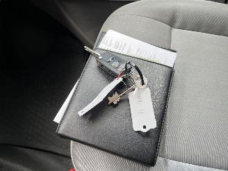 Volkswagen Transporter 2.0 TDI BM DC BUDGETLINE AIRCO picture 33